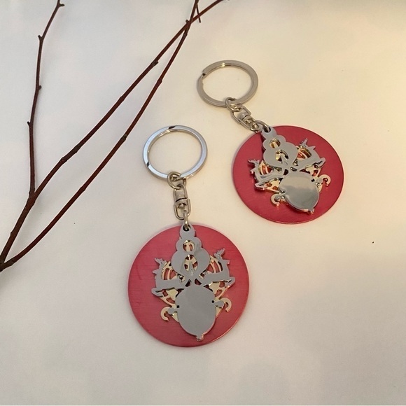 Neiman Marcus Vintage Reindeer & Snowflake Key Chain Set Of 2 New Without Tags - Picture 1 of 11